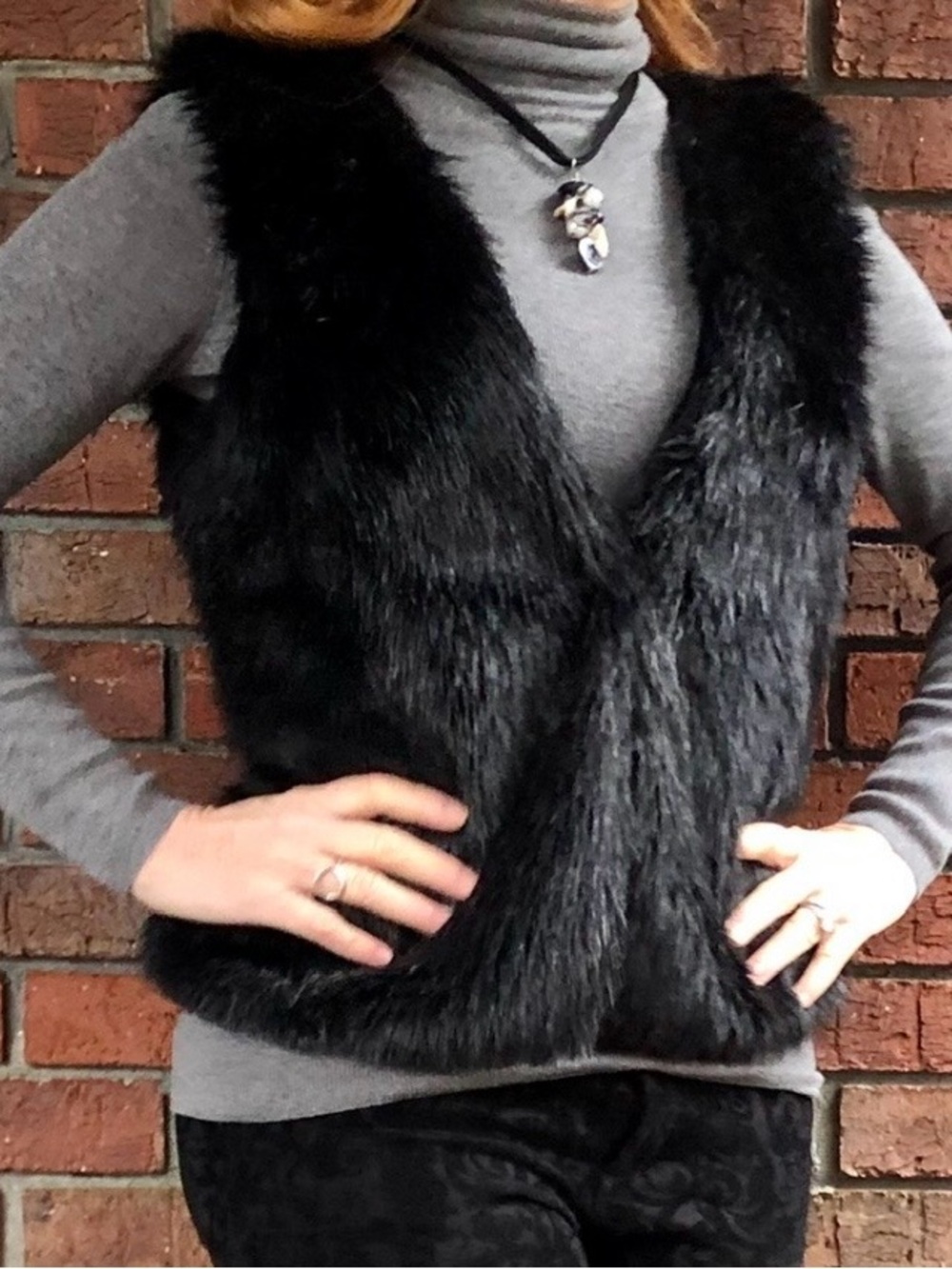 TCEC Black Faux Fur Vest With Closure Hook-LIKE NEW